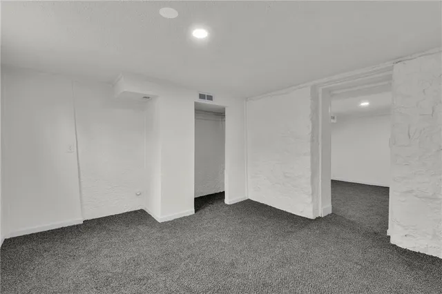 $279,000 | 309 East 2nd Street, Bonner Springs, KS 66012