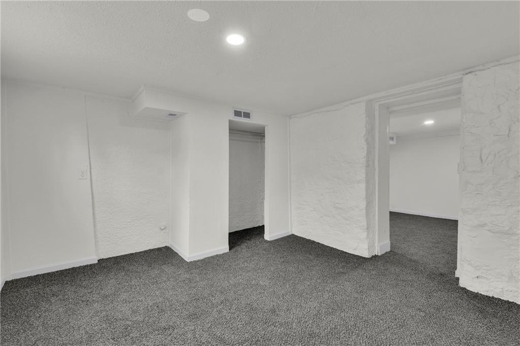 309 East 2nd Street Bonner Springs, KS 66012 - Photo 29 of 39