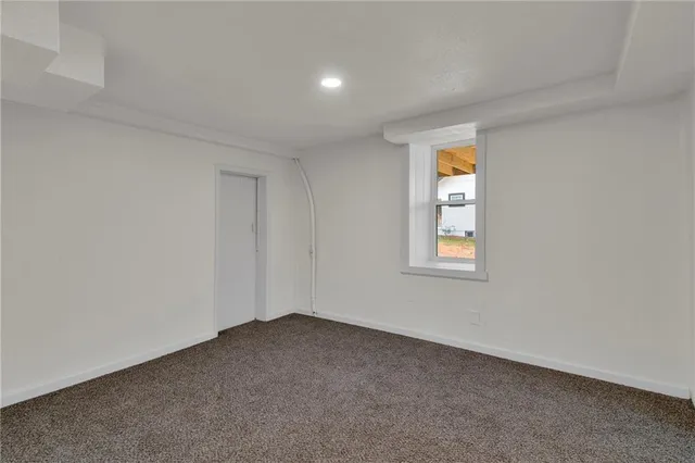 $279,000 | 309 East 2nd Street, Bonner Springs, KS 66012