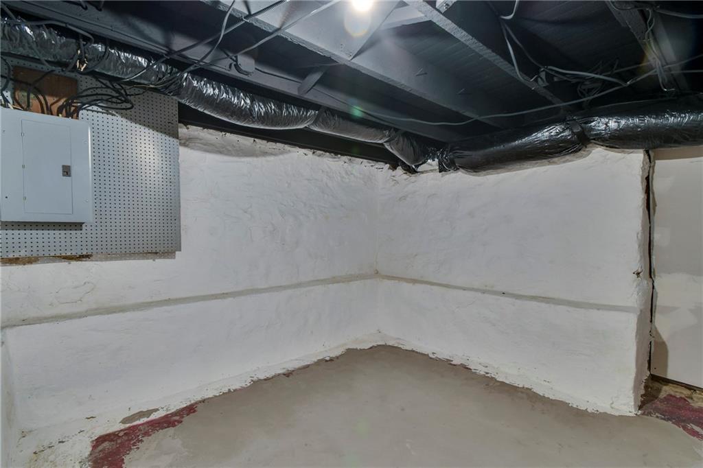 309 East 2nd Street Bonner Springs, KS 66012 - Photo 33 of 39