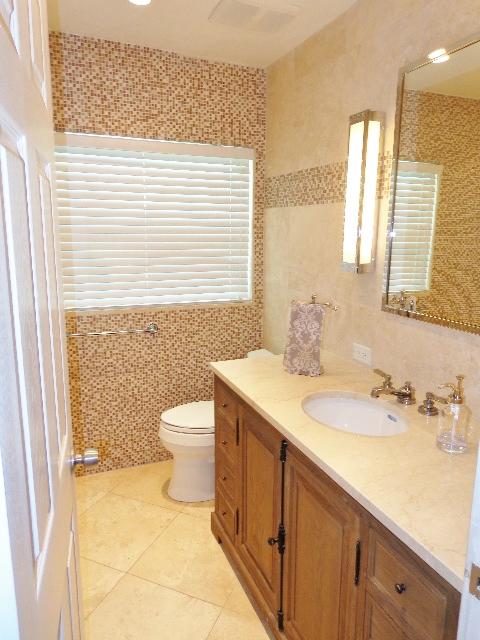 1124 Southwest 13th Drive Boca Raton, FL 33486 - Photo 20 of 26 Guest bathroom