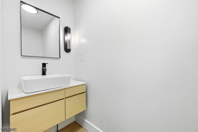 23 Buckingham Road West Orange, NJ 07052 - Photo 17 of 28 Gallery Image 17