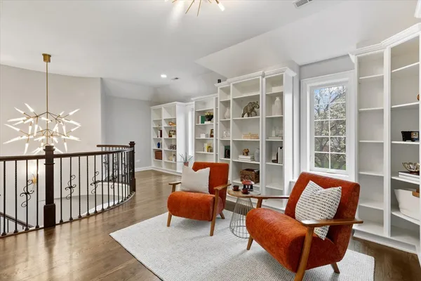 $2,000,000 | 1021 Linden Lane, Glenview, IL 60025