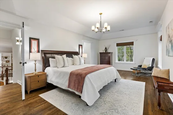 $2,000,000 | 1021 Linden Lane, Glenview, IL 60025
