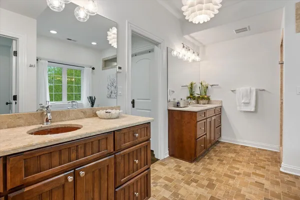 $2,000,000 | 1021 Linden Lane, Glenview, IL 60025