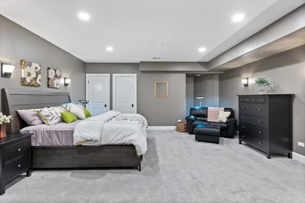 $2,000,000 | 1021 Linden Lane, Glenview, IL 60025