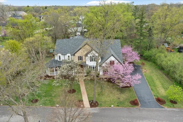 $2,000,000 | 1021 Linden Lane, Glenview, IL 60025