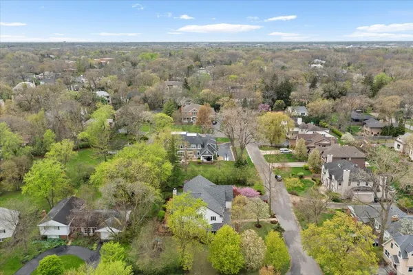 $2,000,000 | 1021 Linden Lane, Glenview, IL 60025