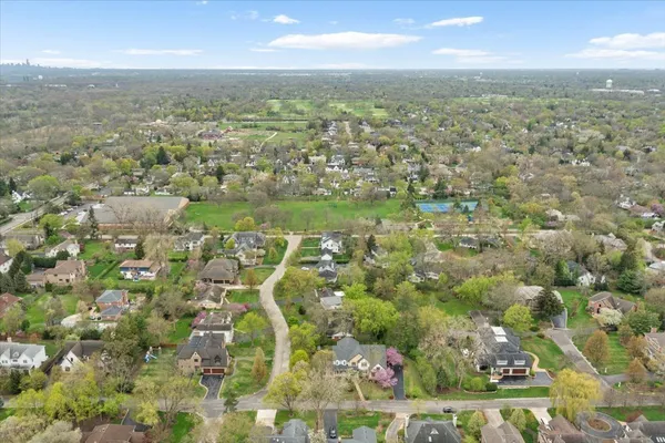 $2,000,000 | 1021 Linden Lane, Glenview, IL 60025