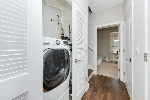 $5,000 | 1025 Walnut Way, Oak Park, IL 60302