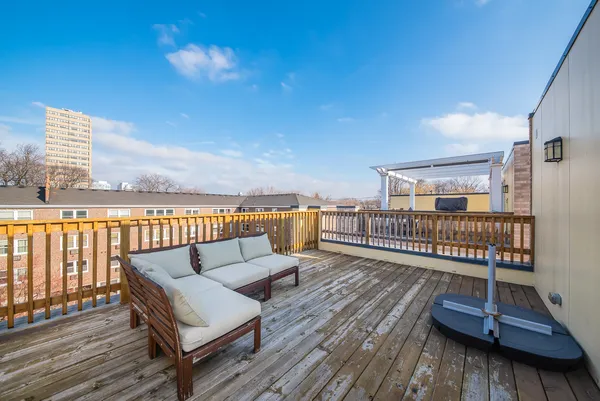 $5,000 | 1025 Walnut Way, Oak Park, IL 60302