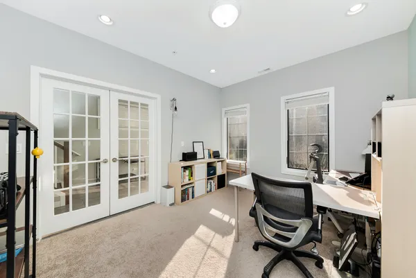 $5,000 | 1025 Walnut Way, Oak Park, IL 60302