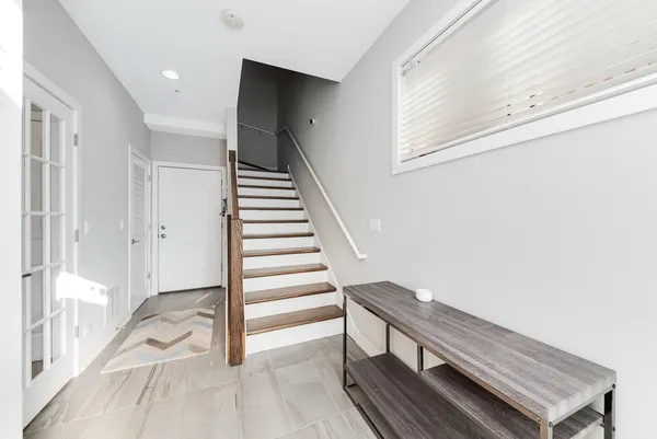 $5,000 | 1025 Walnut Way, Oak Park, IL 60302