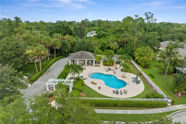 $574,000 | 728 South Ocracoke Square Southwest, Vero Beach, FL 32968