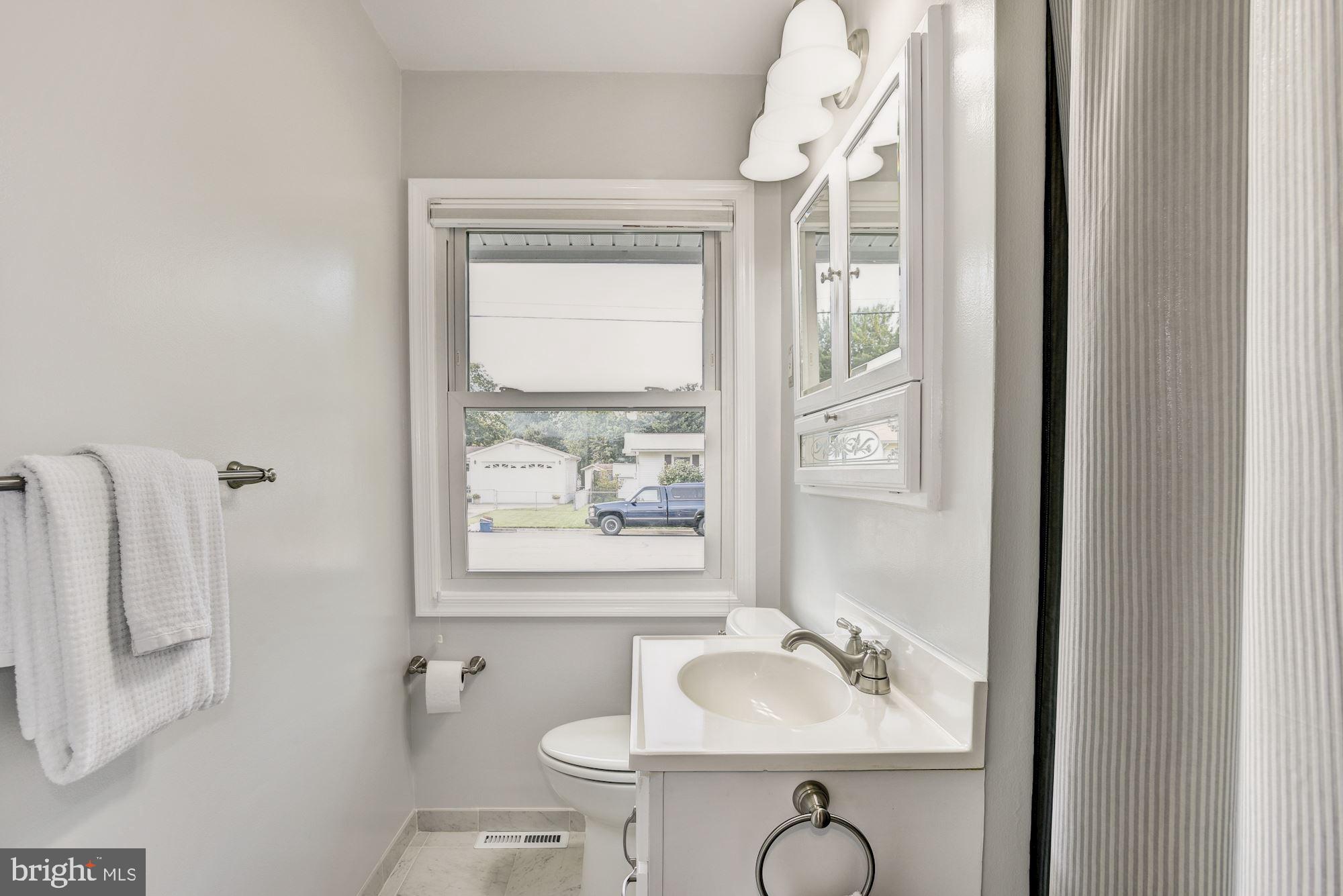10208 Rodgers Road Fairfax, VA 22030 - Photo 15 of 48