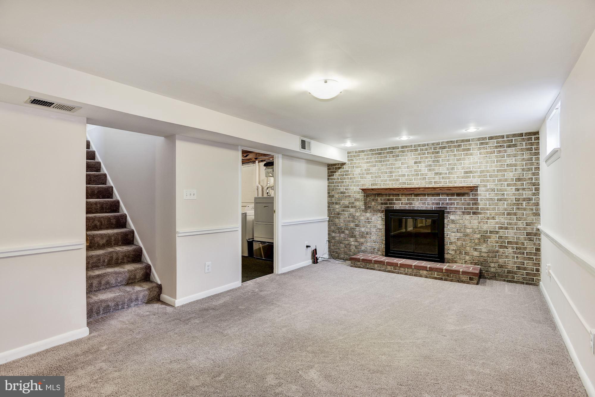 10208 Rodgers Road Fairfax, VA 22030 - Photo 19 of 48
