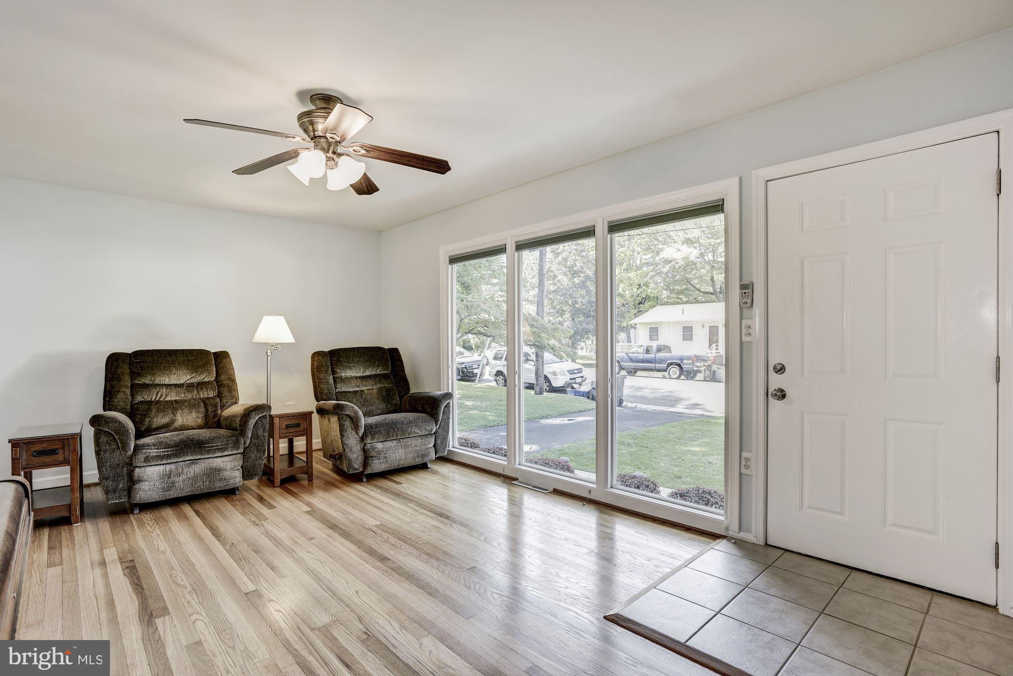 10208 Rodgers Road Fairfax, VA 22030 - Photo 4 of 48