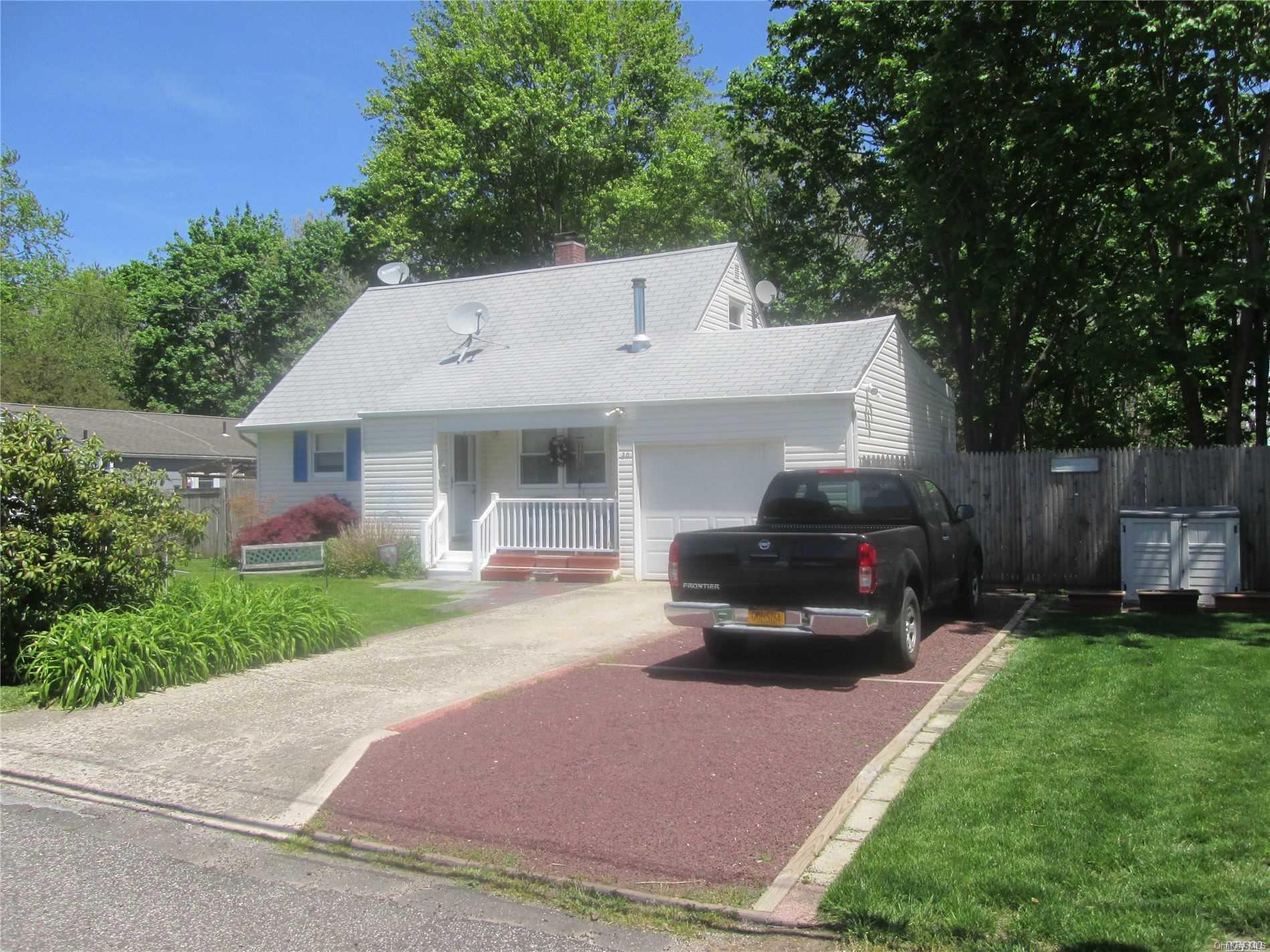 20 Kay Road Calverton, NY 11933 - Photo 1 of 1 Gallery Image 1