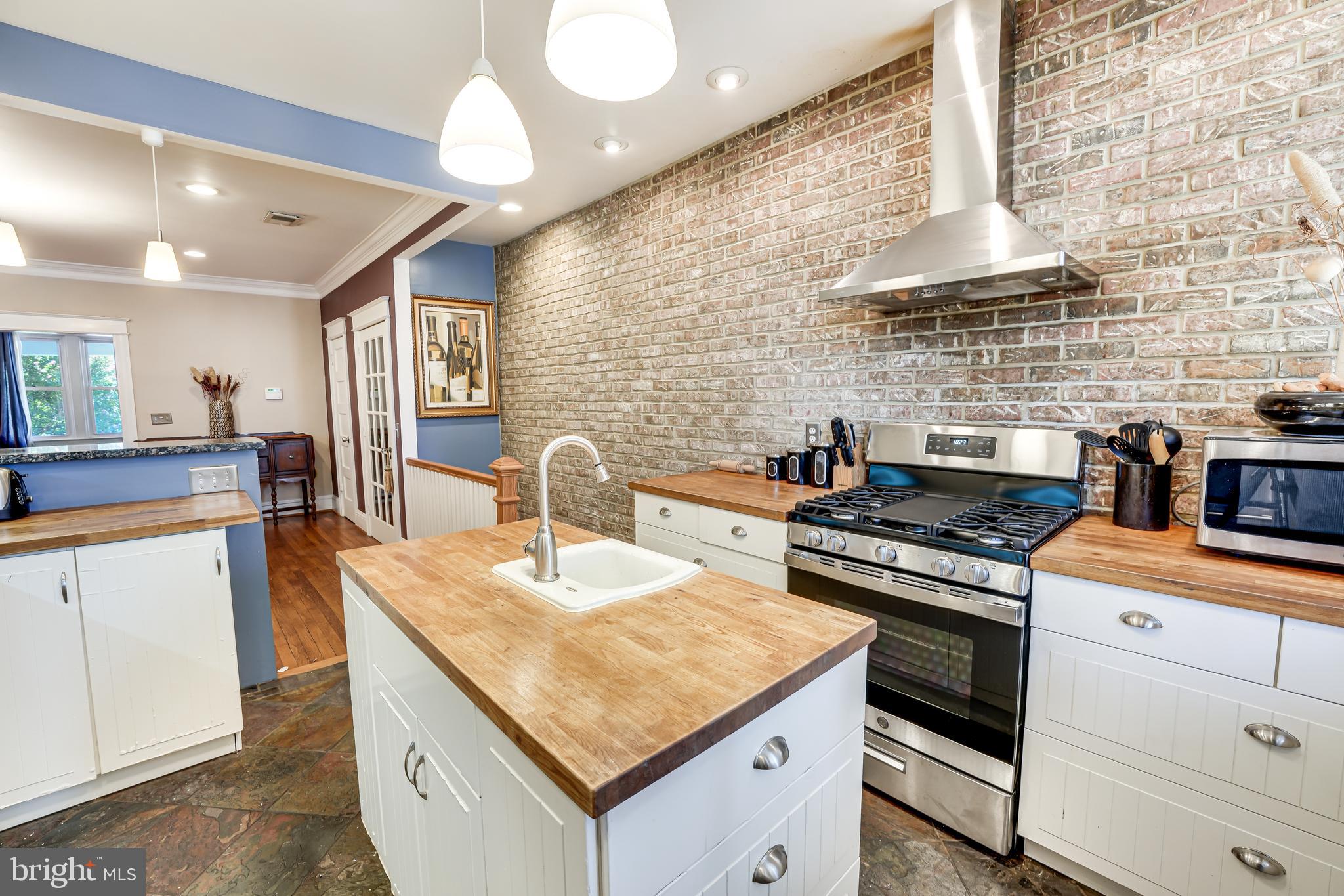 1309 Spring Road Northwest Washington, DC 20010 - Photo 9 of 26