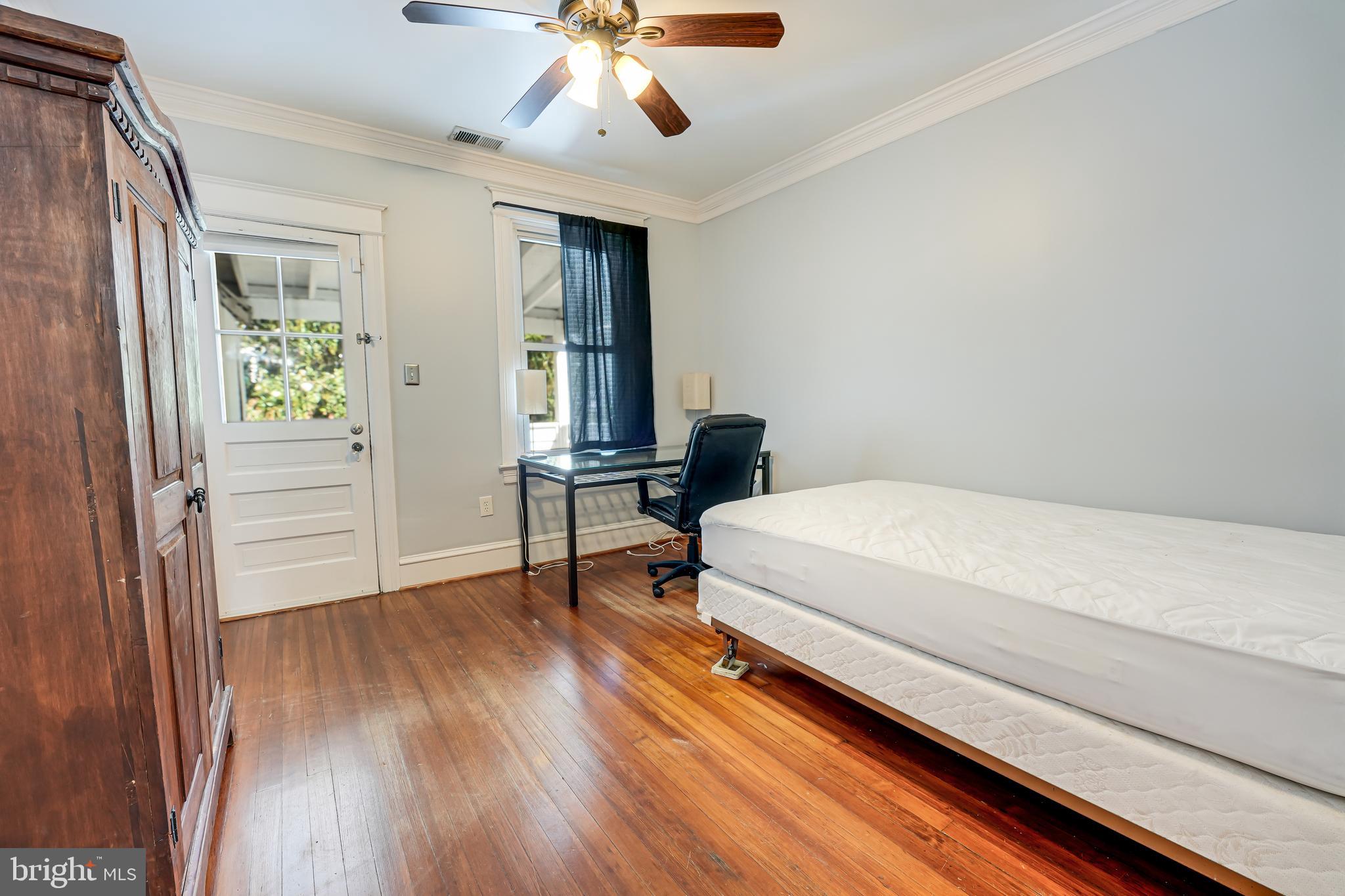 1309 Spring Road Northwest Washington, DC 20010 - Photo 10 of 26