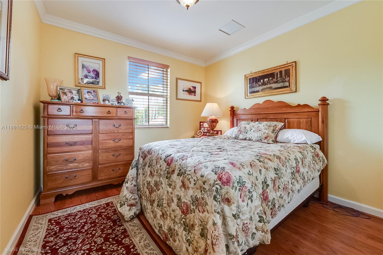 14980 Southwest 15th Lane Miami, FL 33185 - Photo 12 of 28