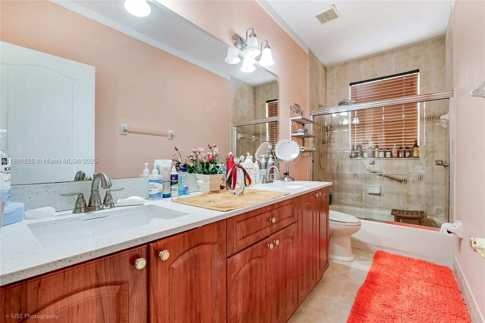 14980 Southwest 15th Lane Miami, FL 33185 - Photo 13 of 28