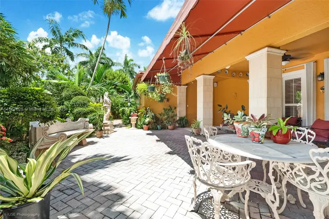 $1,050,000 | 14980 Southwest 15th Lane, Miami, FL 33185
