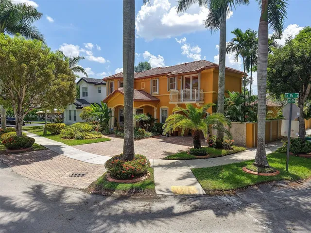 $1,050,000 | 14980 Southwest 15th Lane, Miami, FL 33185