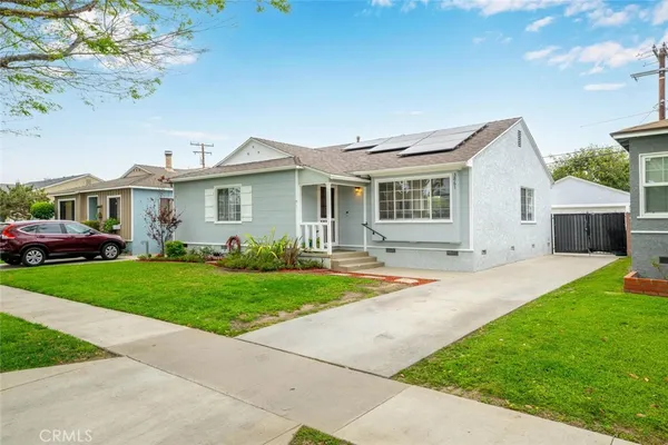 $1,010,000 | 3861 Hackett Avenue, Long Beach, CA 90808