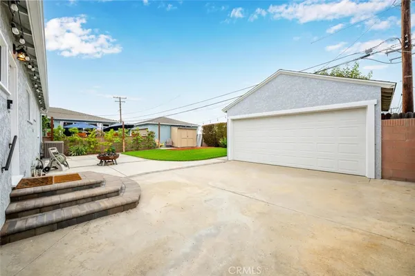 $1,010,000 | 3861 Hackett Avenue, Long Beach, CA 90808