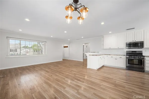 $1,010,000 | 3861 Hackett Avenue, Long Beach, CA 90808