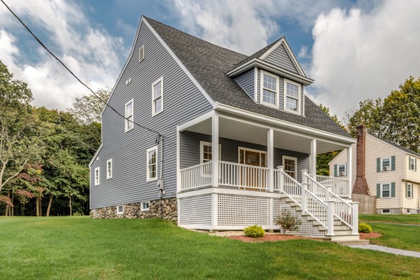 313 Maple Street Danvers, MA 01923 - Photo 1 of 26 Gallery Image 1