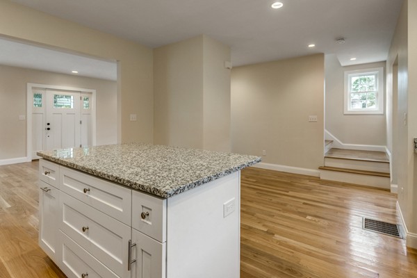 313 Maple Street Danvers, MA 01923 - Photo 12 of 26 Gallery Image 12