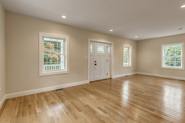 313 Maple Street Danvers, MA 01923 - Photo 3 of 26 Gallery Image 3