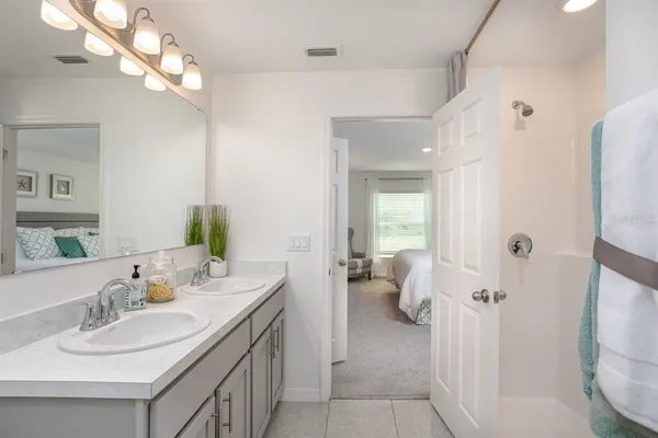 $299,990 | 426 Ohio Lane, Poinciana, FL 34759