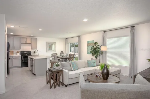 $299,990 | 426 Ohio Lane, Poinciana, FL 34759