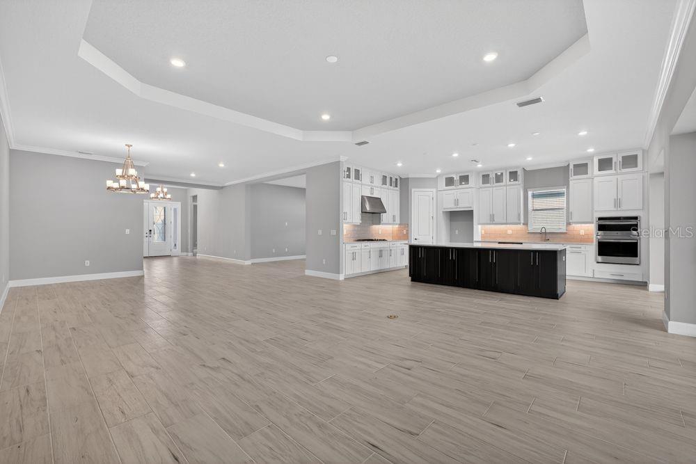 15246 Contenta Loop Bradenton, FL 34211 - Photo 12 of 64