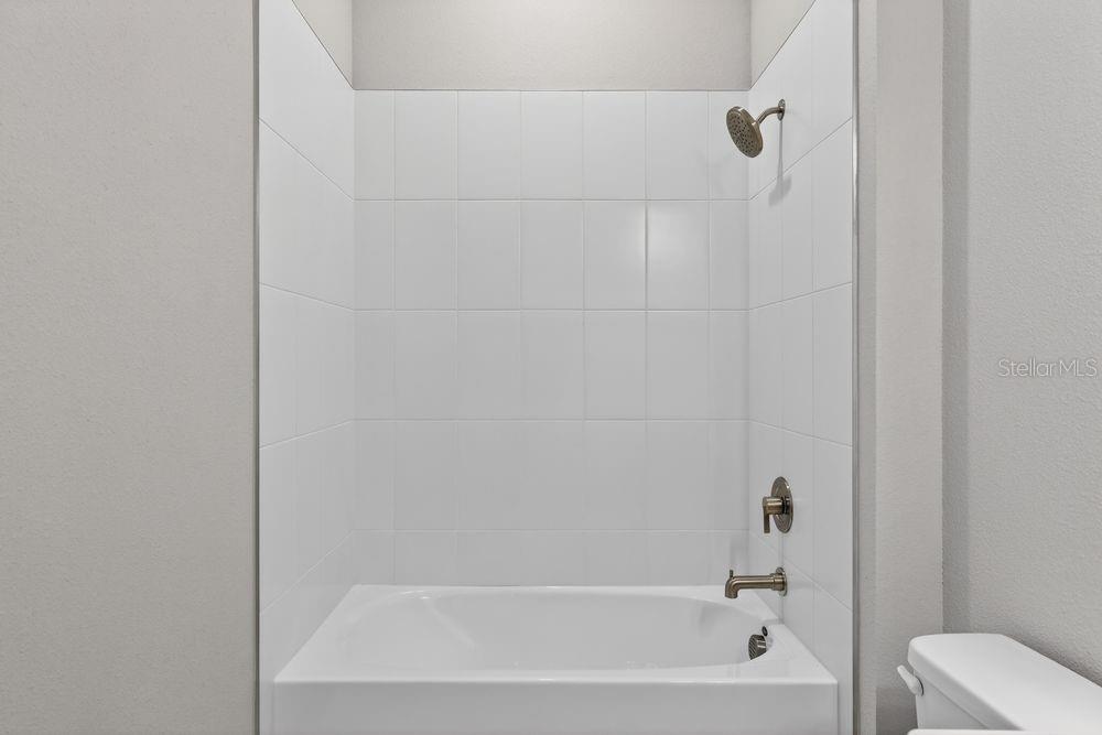 15246 Contenta Loop Bradenton, FL 34211 - Photo 26 of 64