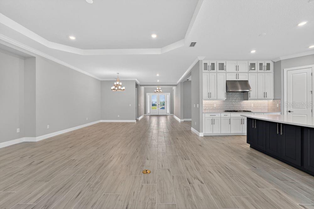 15246 Contenta Loop Bradenton, FL 34211 - Photo 10 of 64