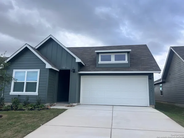 $1,900 | 1644 Layne Loop, New Braunfels, TX 78130