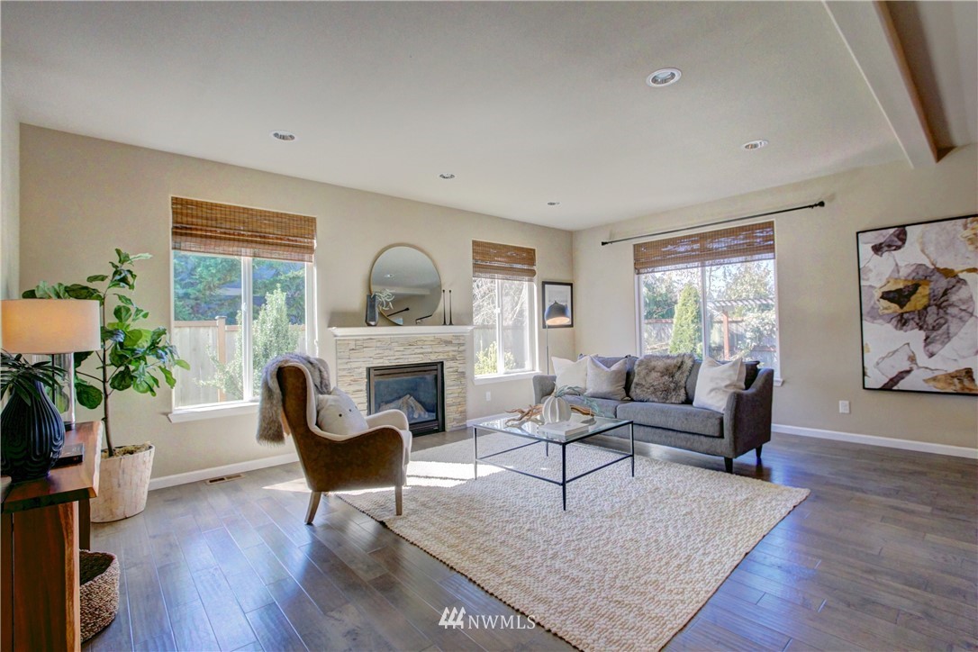 4731 Rochelle Street Southeast Lacey, WA 98503 - Photo 5 of 35 Gallery Image 5