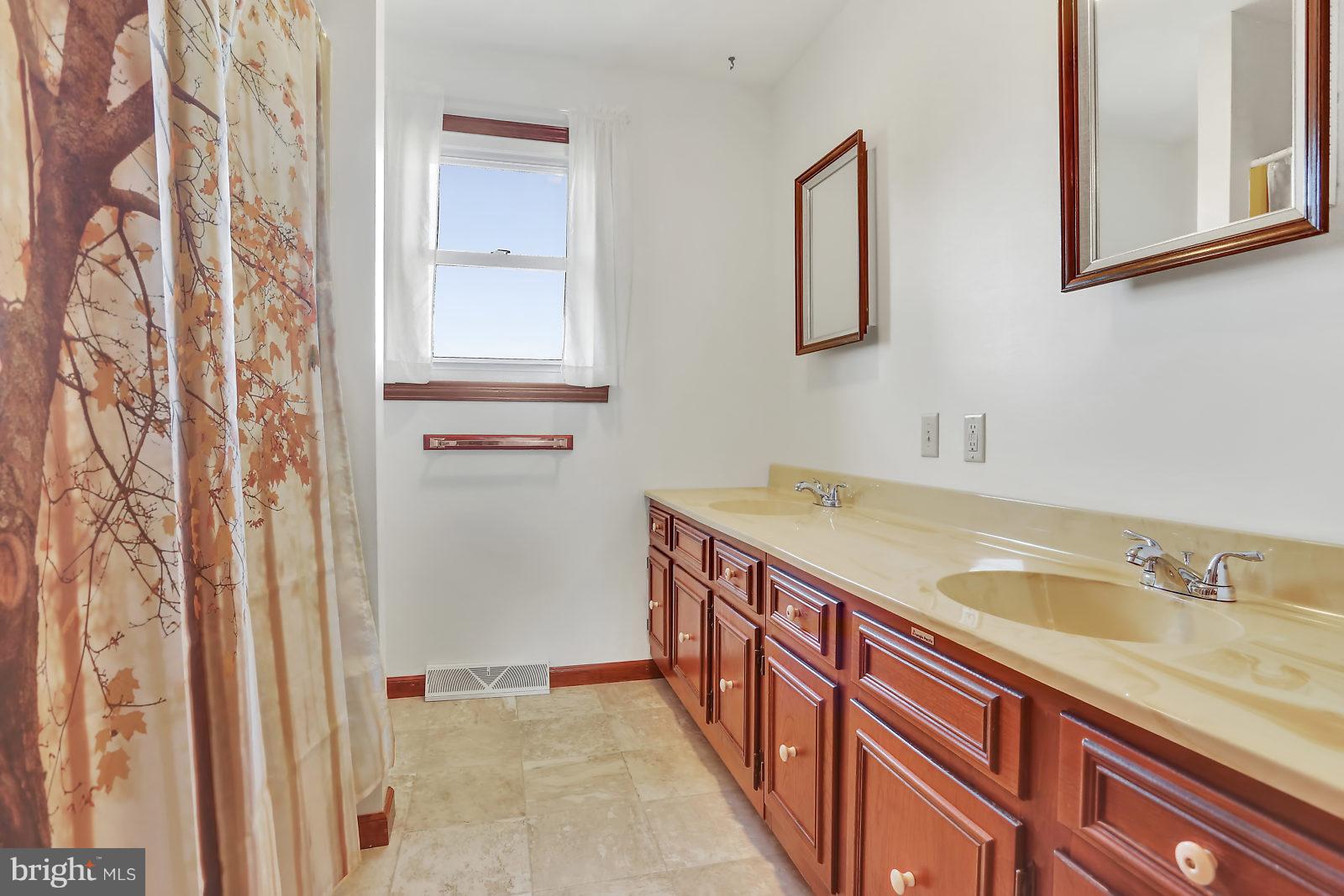 7 Timber Road Carlisle, PA 17015 - Photo 17 of 26 Gallery Image 17