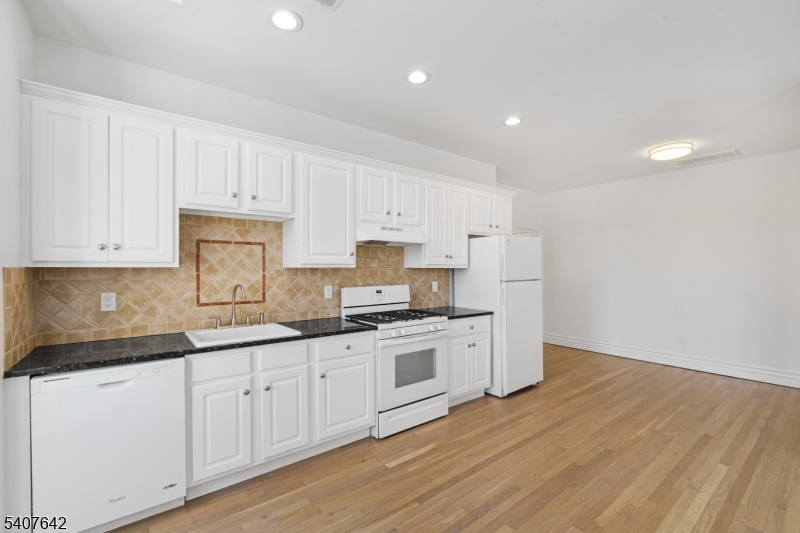 13 Main Street, Unit 3 Sparta, NJ 07871 - Photo 4 of 11