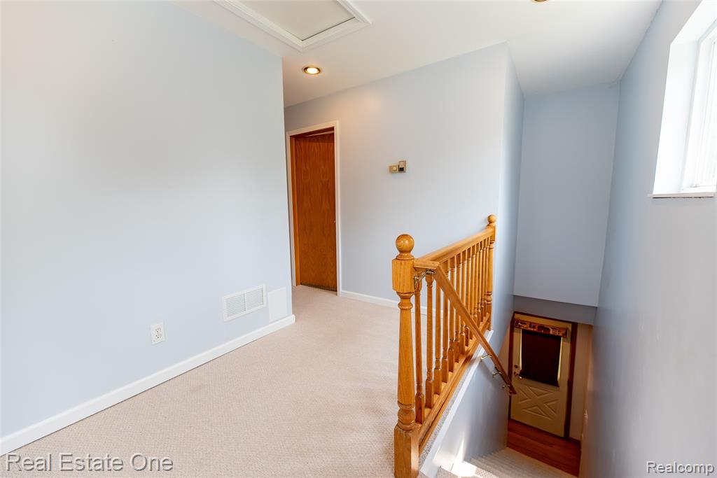 3180 Eastwood Drive Rochester, MI 48309 - Photo 19 of 45