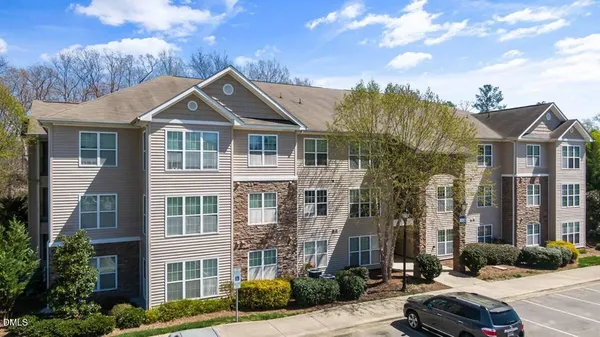 $1,200 | 215 William Penn Plaza, Unit 1BR, Durham, NC 27704