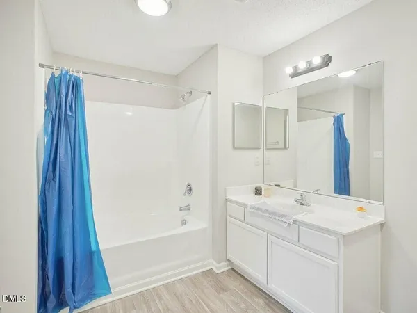 $1,200 | 215 William Penn Plaza, Unit 1BR, Durham, NC 27704