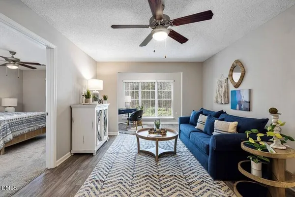 $1,200 | 215 William Penn Plaza, Unit 1BR, Durham, NC 27704