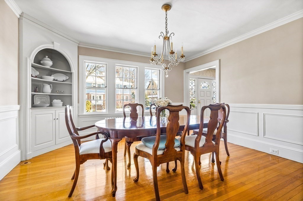 15 Rotherwood Road Newton, MA 02459 - Photo 8 of 40