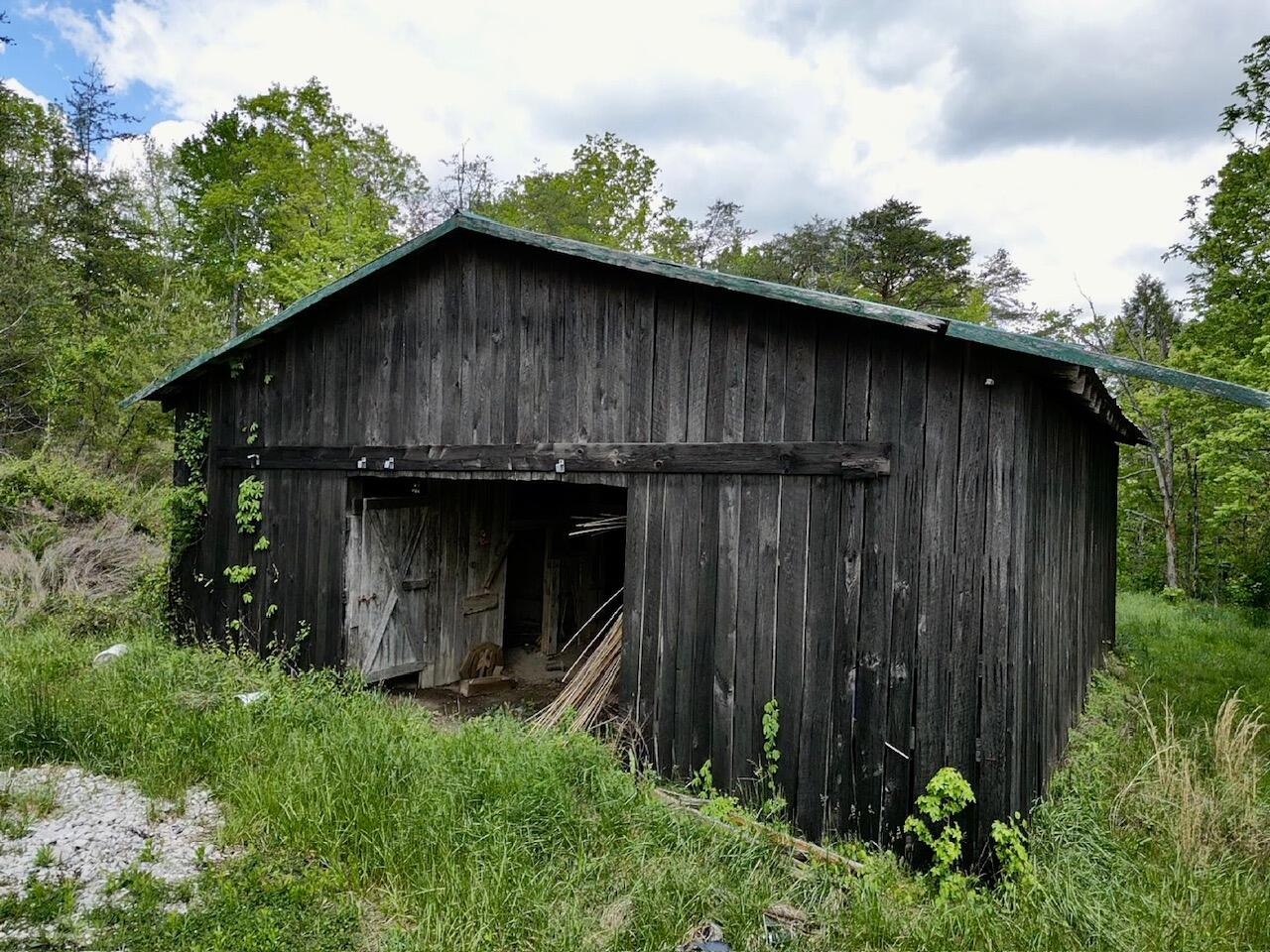 387 Old Fincastle Road Zoe, KY 41397 - Photo 64 of 76 2025-05-04-13-52-44-310