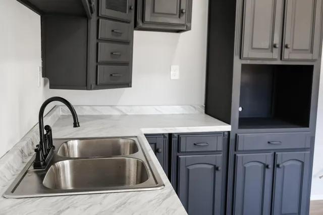 a close view of sink and tap